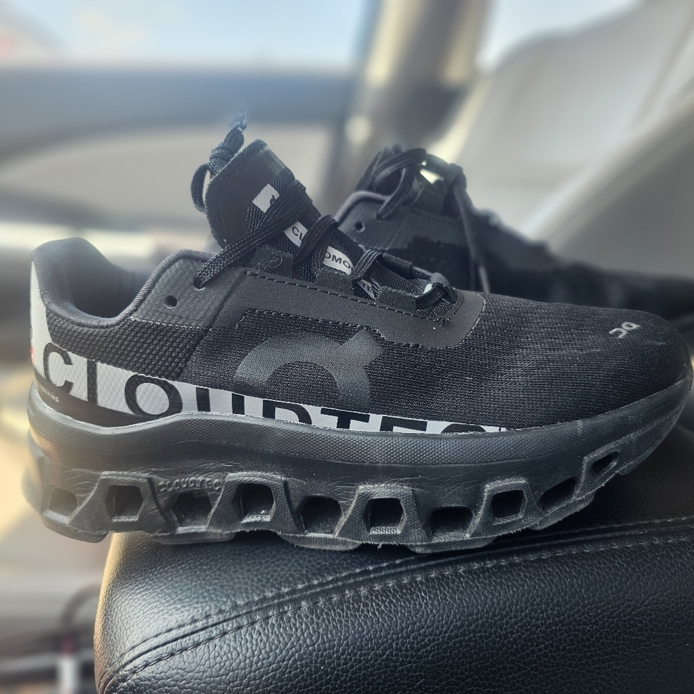 CloudMonsters Size 38 Euro Size 7 Black